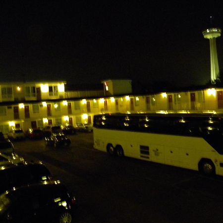 מפלי הניאגרה Fairway Inn By The Falls מראה חיצוני תמונה