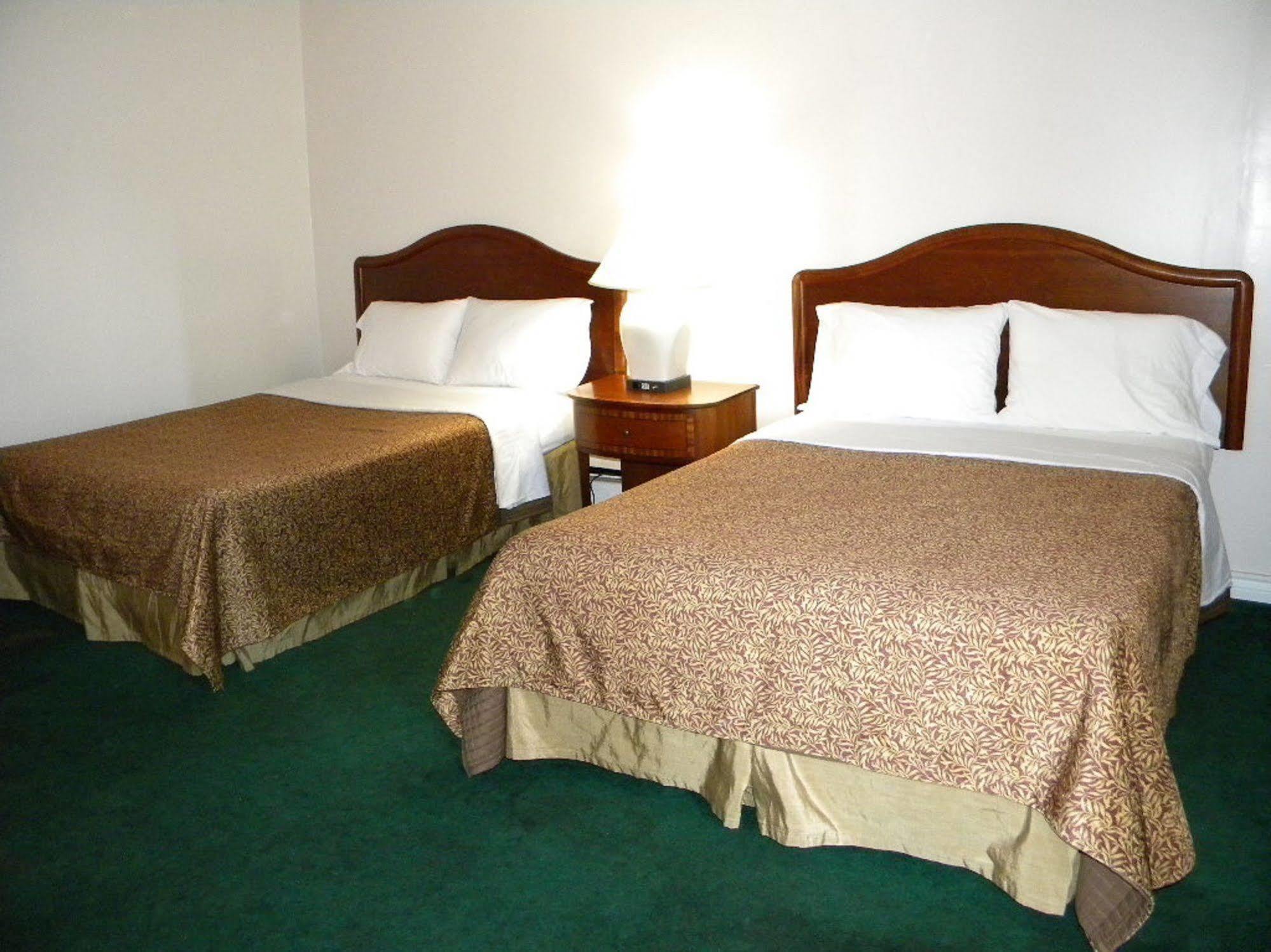 מפלי הניאגרה Fairway Inn By The Falls מראה חיצוני תמונה