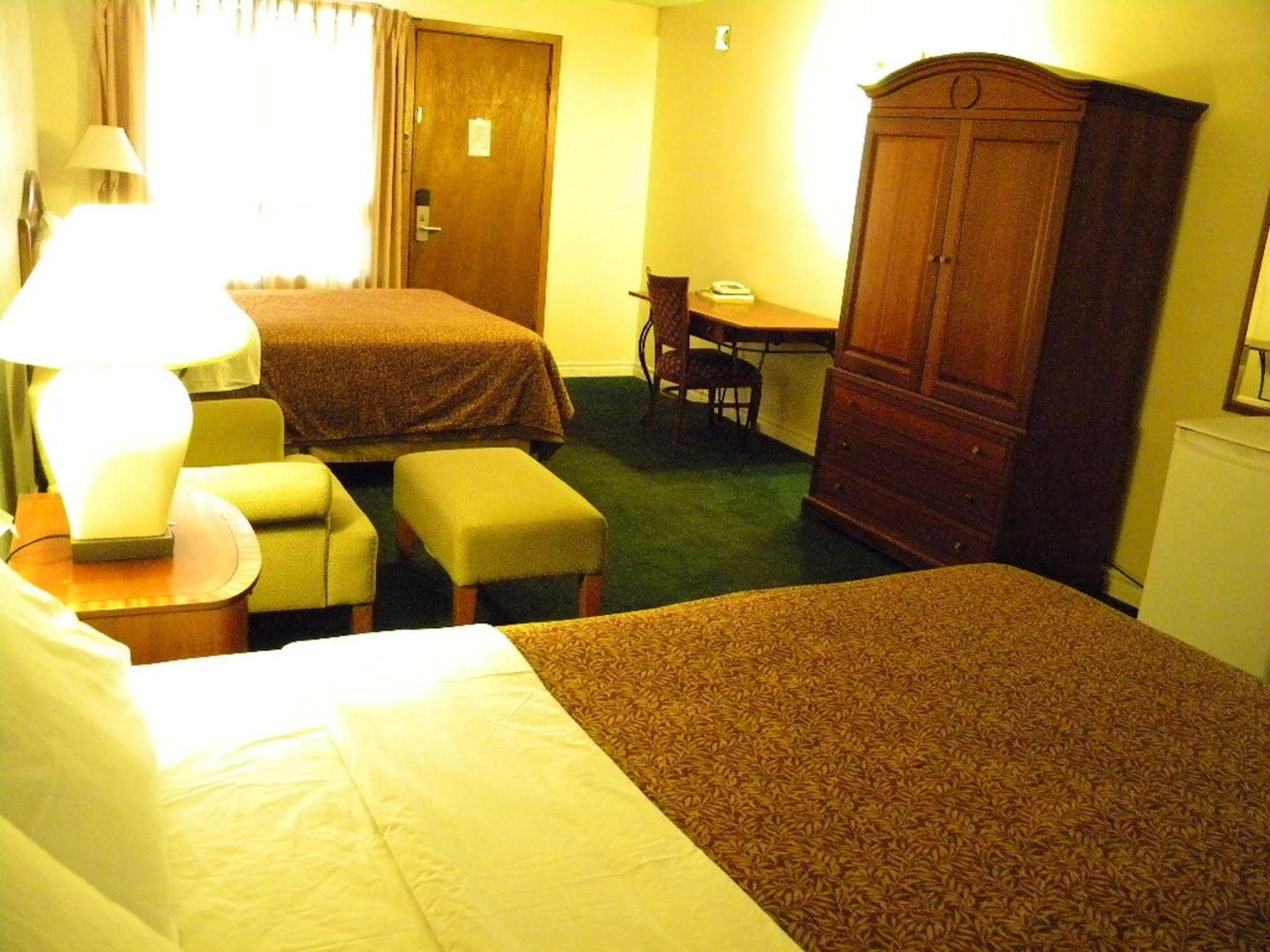 מפלי הניאגרה Fairway Inn By The Falls מראה חיצוני תמונה